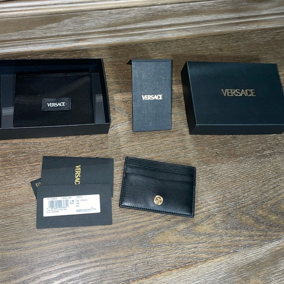 Versace card holder - Picture 2 of 6